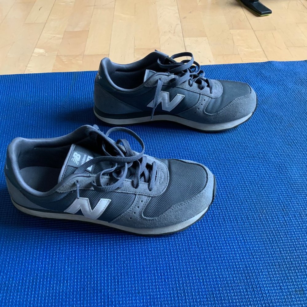 NEW BALANCE - Picture 3 of 4